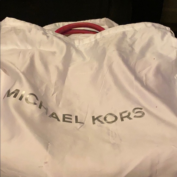 Satchel - Picture 4 of 7